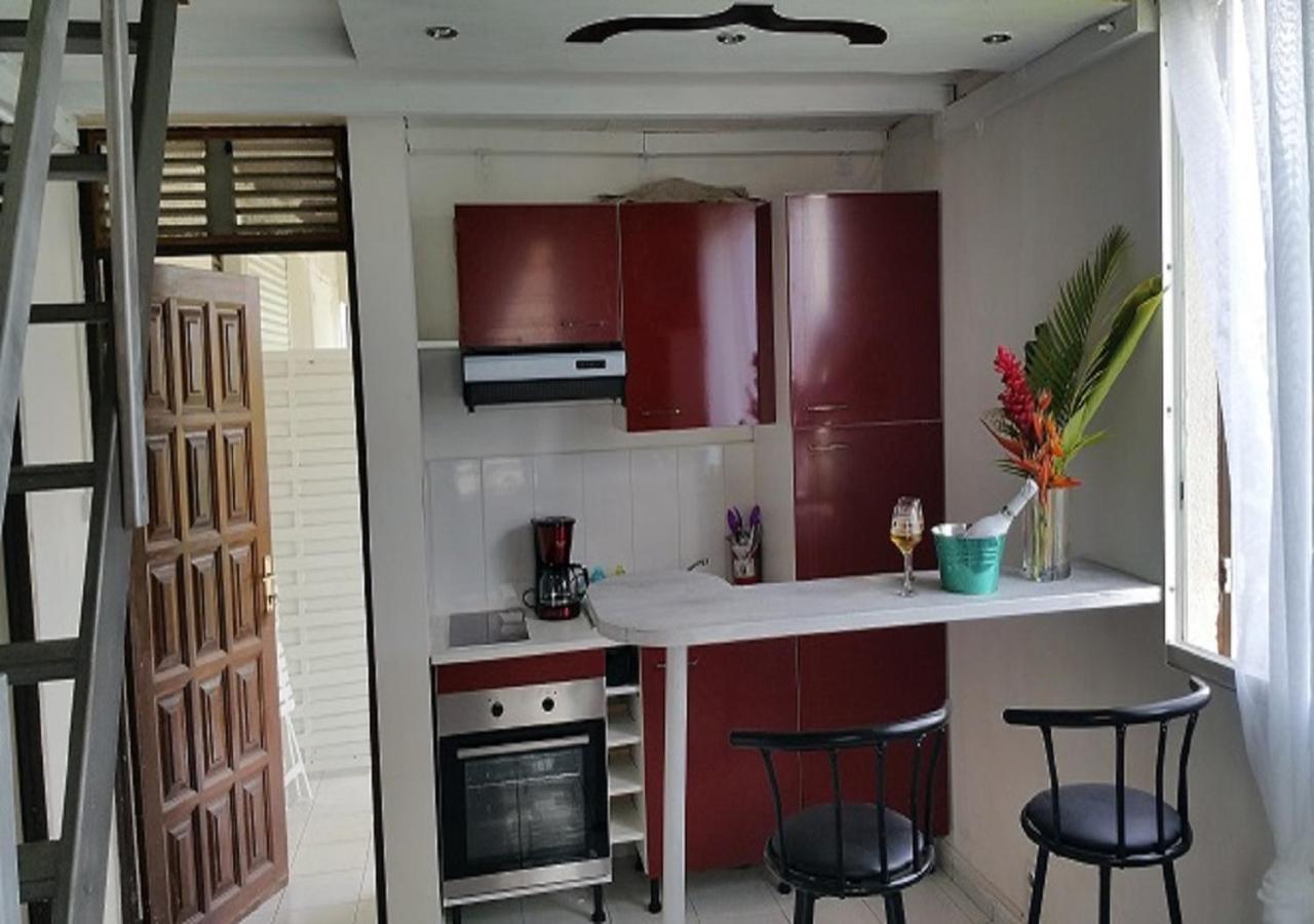 Sas Nemo Apartment Lamentin Exterior photo